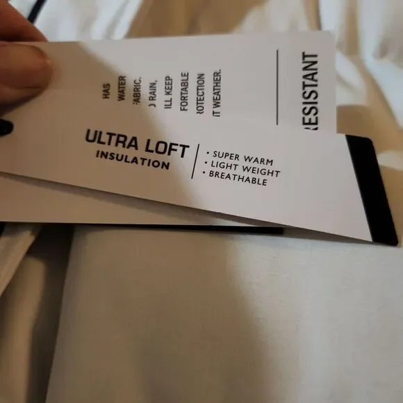 DKNY Ladies Size Small Off White Ultra Loft Insulated Ladies Puffer Coat Puffers